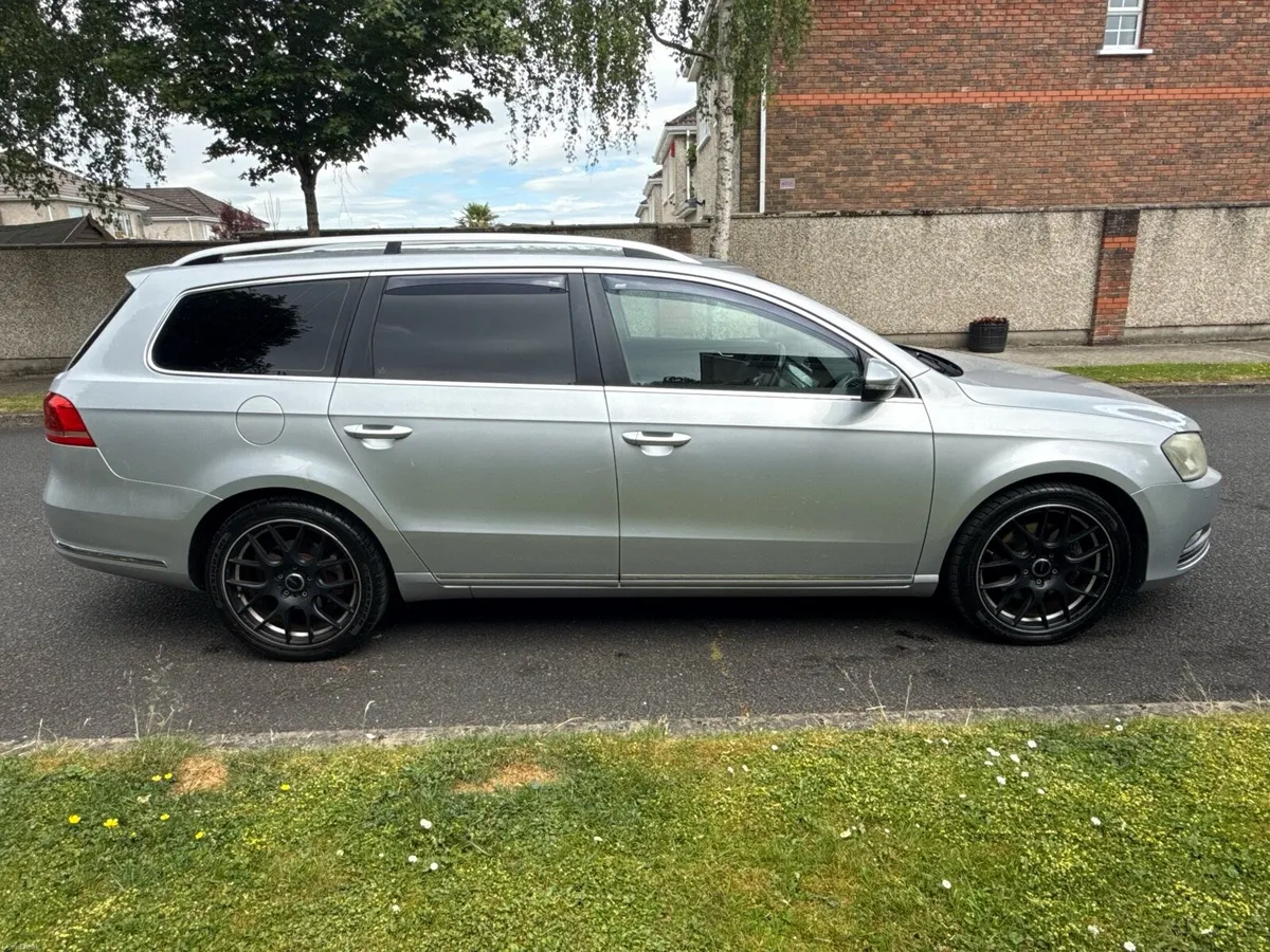 141 Volkswagen Passat Only 107k kms NEW NCT 05/27 - Image 4