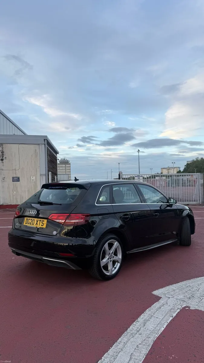 Audi A3 etron 2020 - Image 4