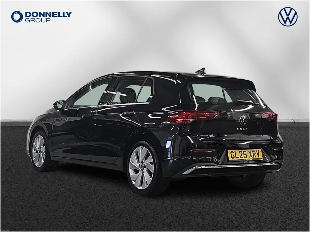 Volkswagen Golf Hatchback Style - Image 3