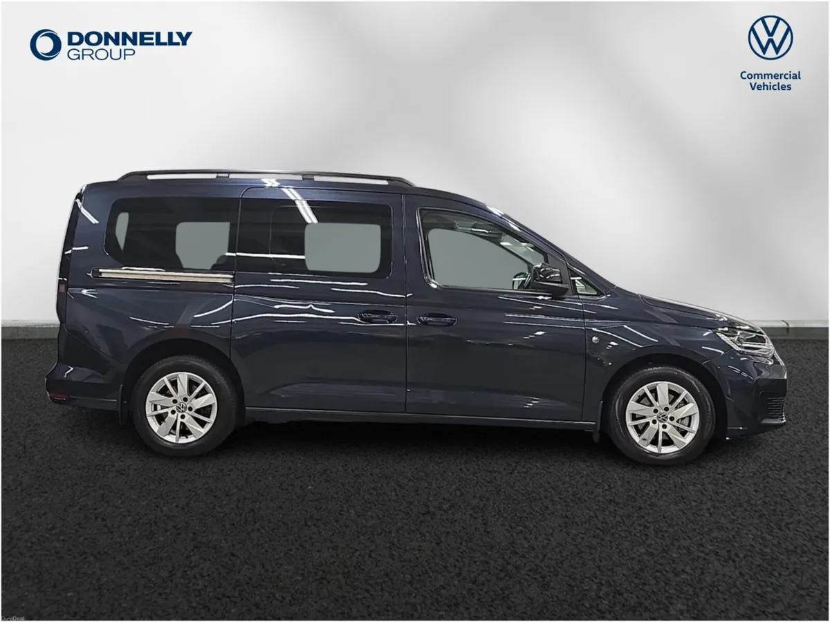 Volkswagen Caddy Maxi Diesel Estate Life - Image 4