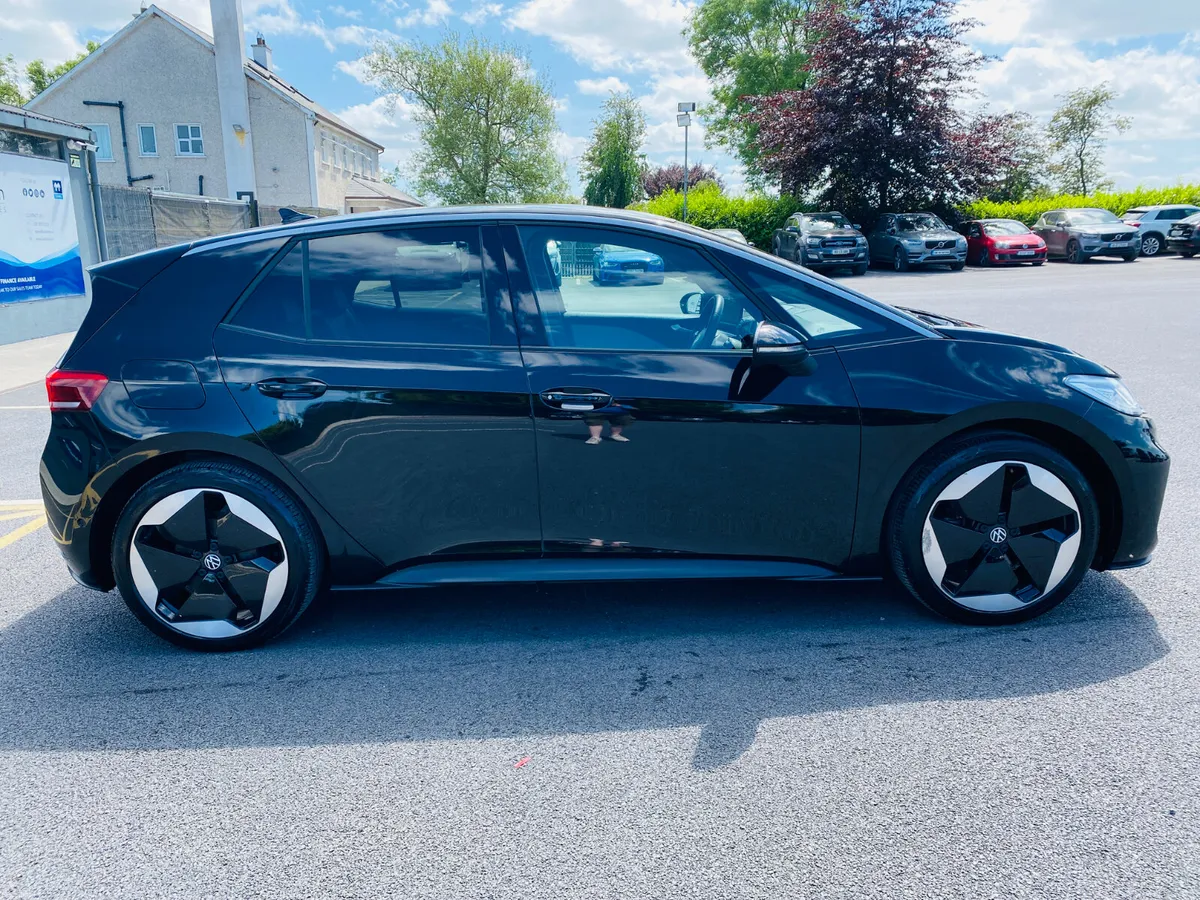 VOLKSWAGEN iD3 MATCH PRO S 77KWH LONG RANGE 2024 - Image 4