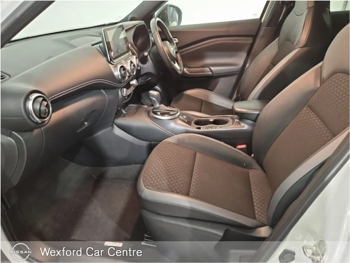 Nissan Juke 1.6 SV PREMIUM HYBRID STOCK CLEARANCE - Image 6