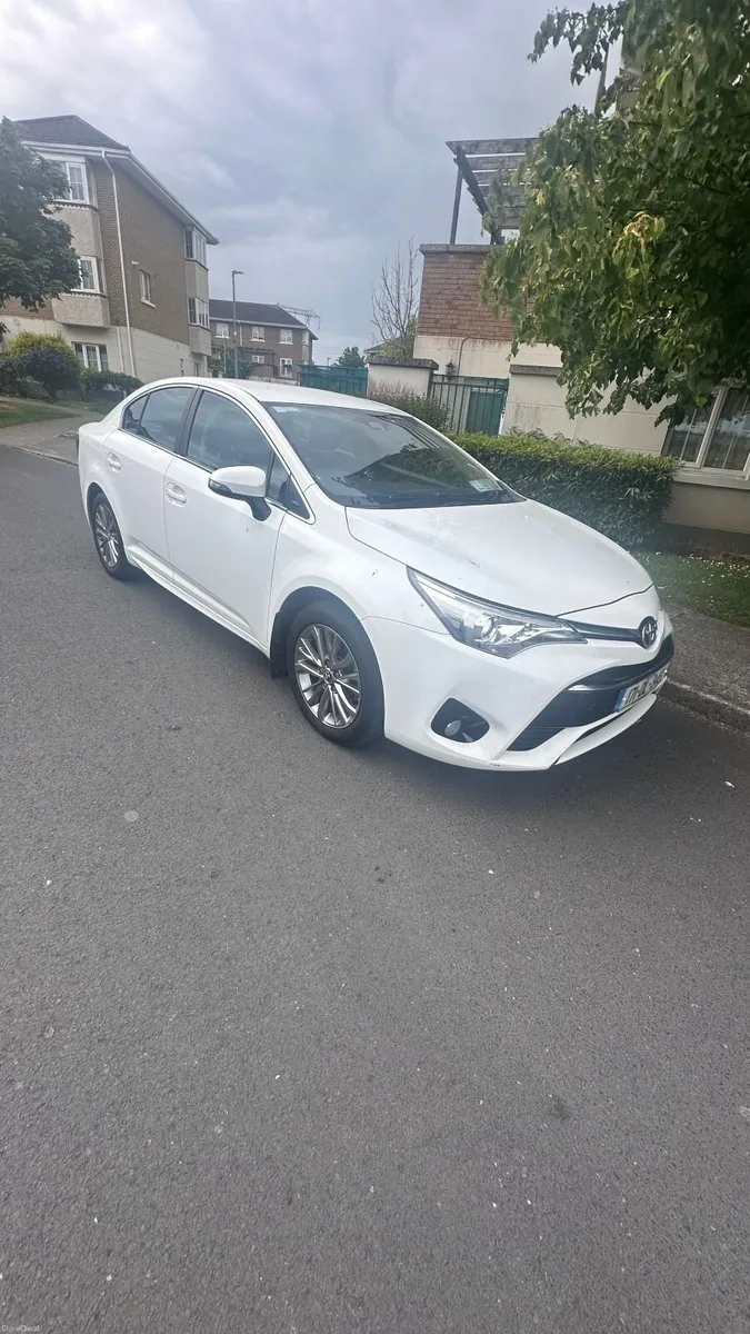 Toyota Avensis 2017 - Image 4
