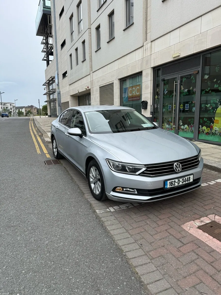 Volkswagen Passat 1.6TDI 120HP Automatic DSG - Image 1
