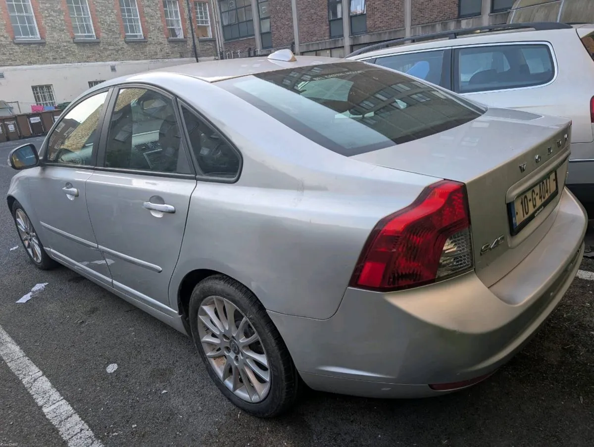 Volvo S40 1.6  Diesel - Image 4