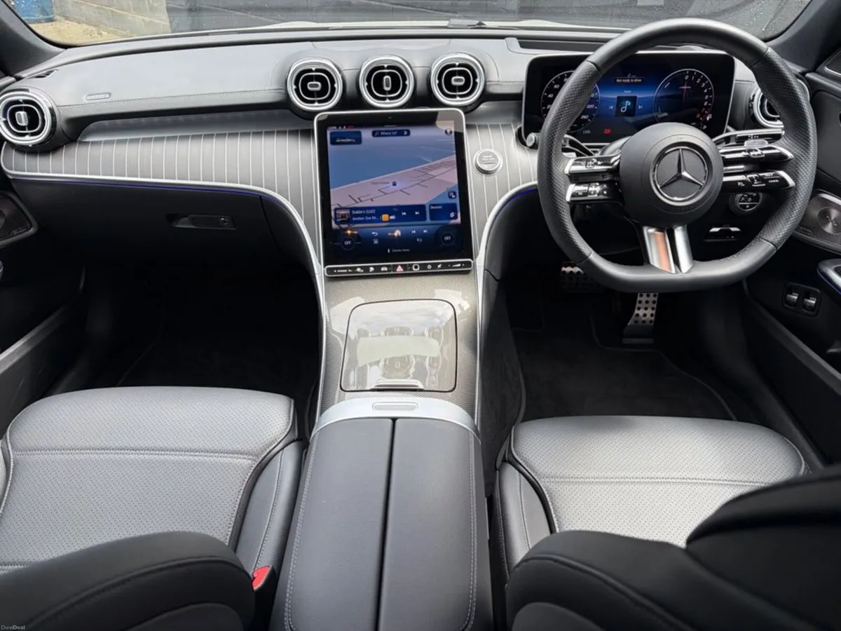 Mercedes-Benz C-Class C300e Premium Plus AMG Line - Image 3