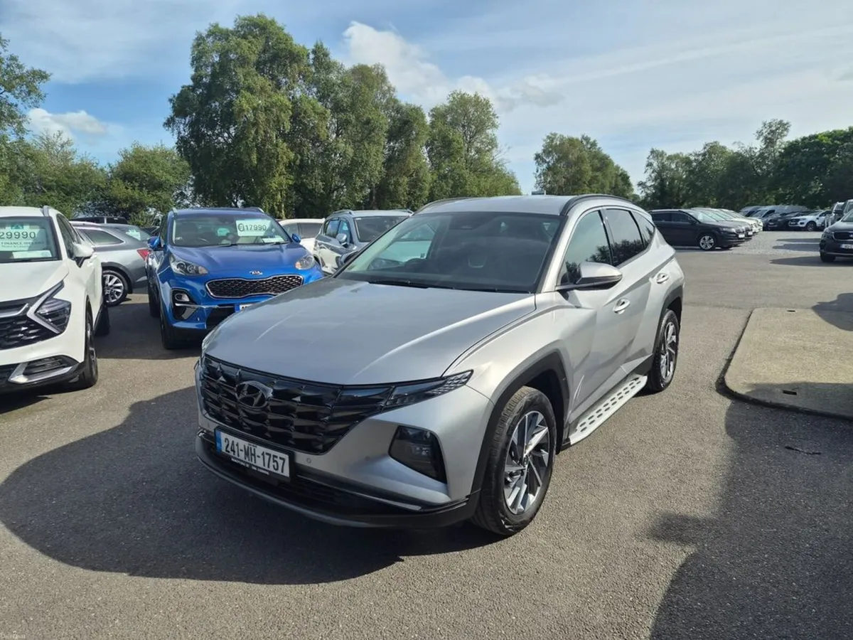 Hyundai Tucson Executive Plus 5DR - Image 4