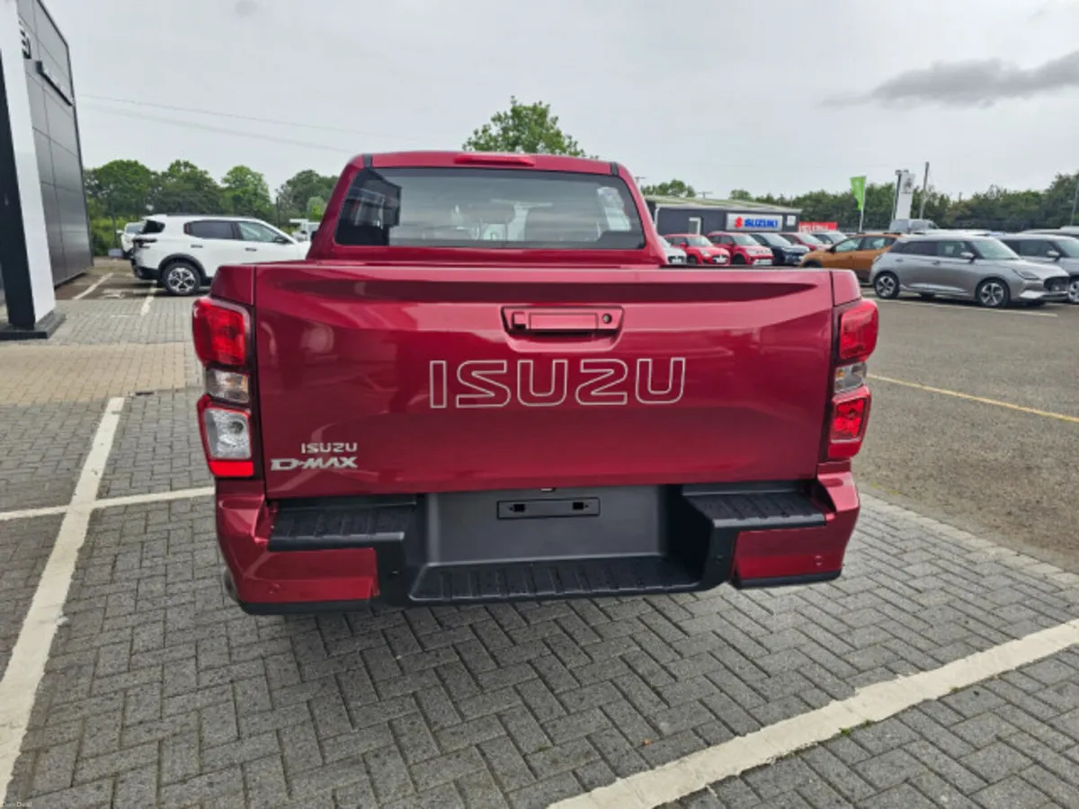 Isuzu D-Max AUTOMATIC *FINANCE ARRANGED* - Image 2
