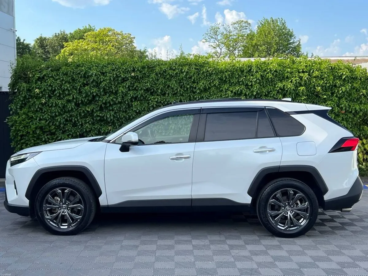 Toyota RAV4 G EDITION 2.5 HYBRID AUTO // OPENING P - Image 4