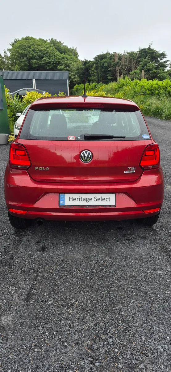 VOLKSWAGEN POLO AUTOMATIC 2015 - Image 6