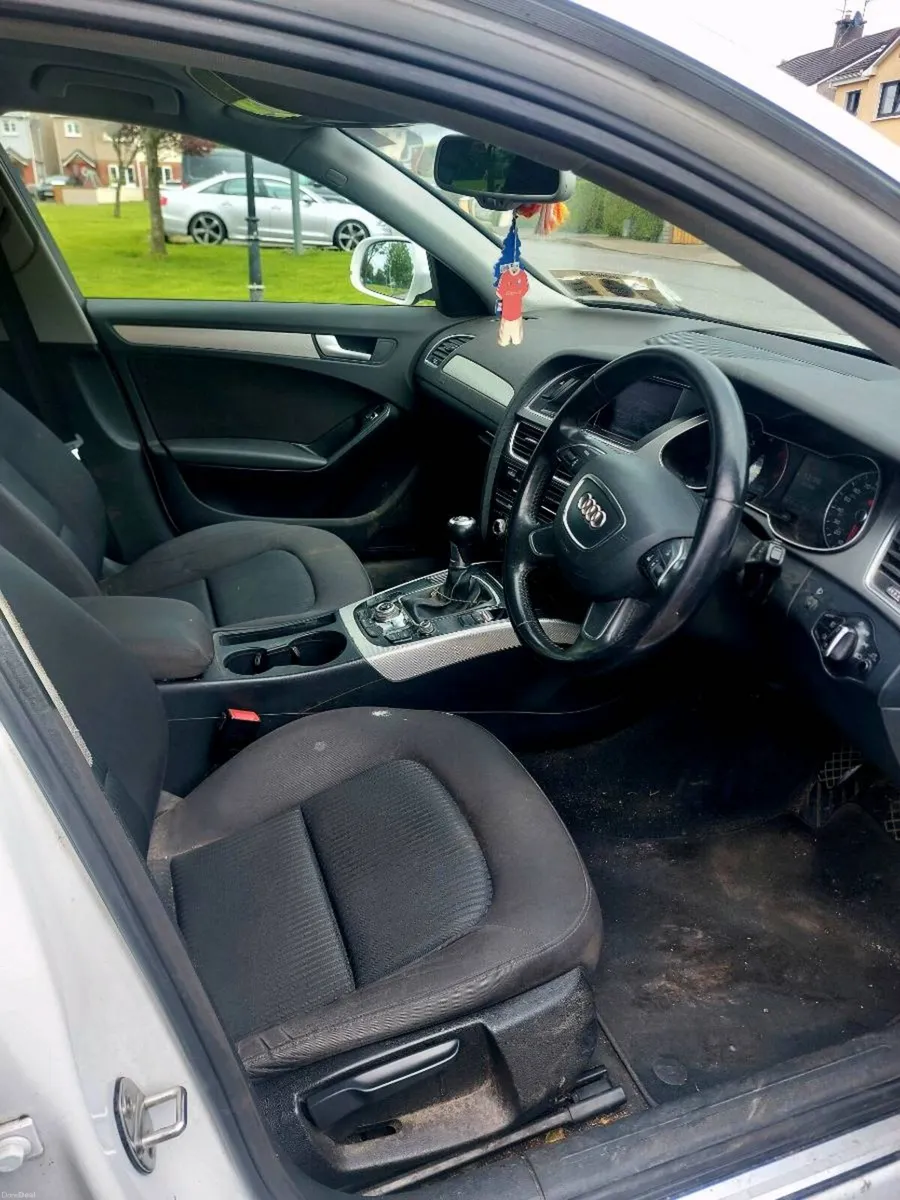 Audi A4 2013 - Image 4