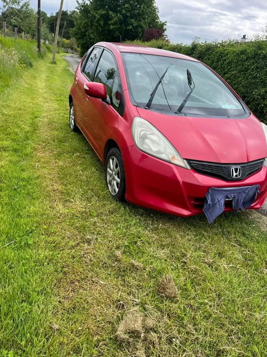 2011 Honda Fit - Image 3