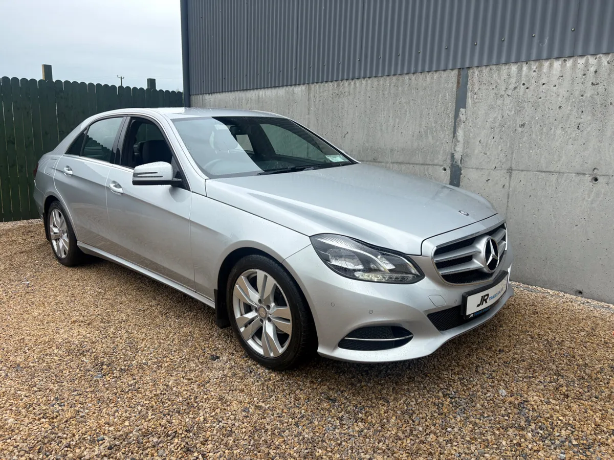 Mercedes-Benz E-Class 2015 - Image 3