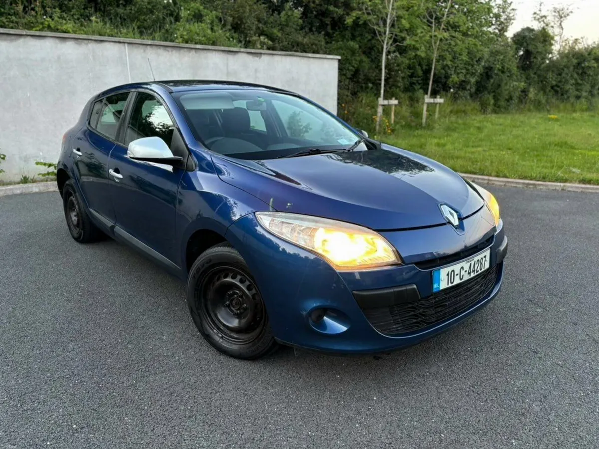 Renault Megane 1.6 Petrol €850 - Image 2
