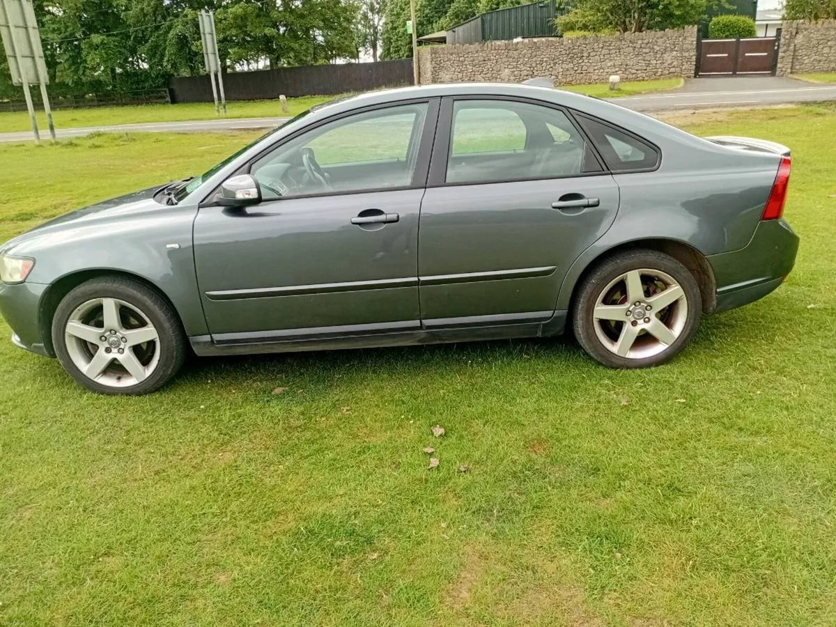 Volvo S40 1.6 diesel,Nct 03/27,Tax 12/27 - Image 2