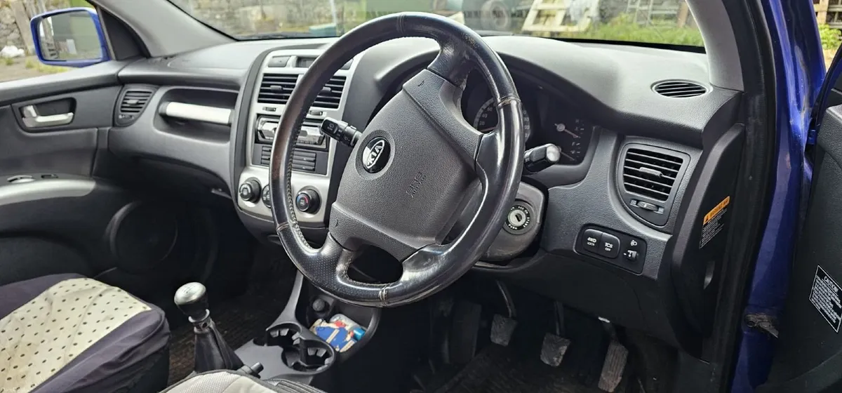 Kia Sportage 2007 - Image 2