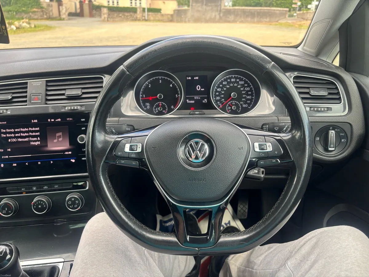 Volkswagen Golf - Image 5