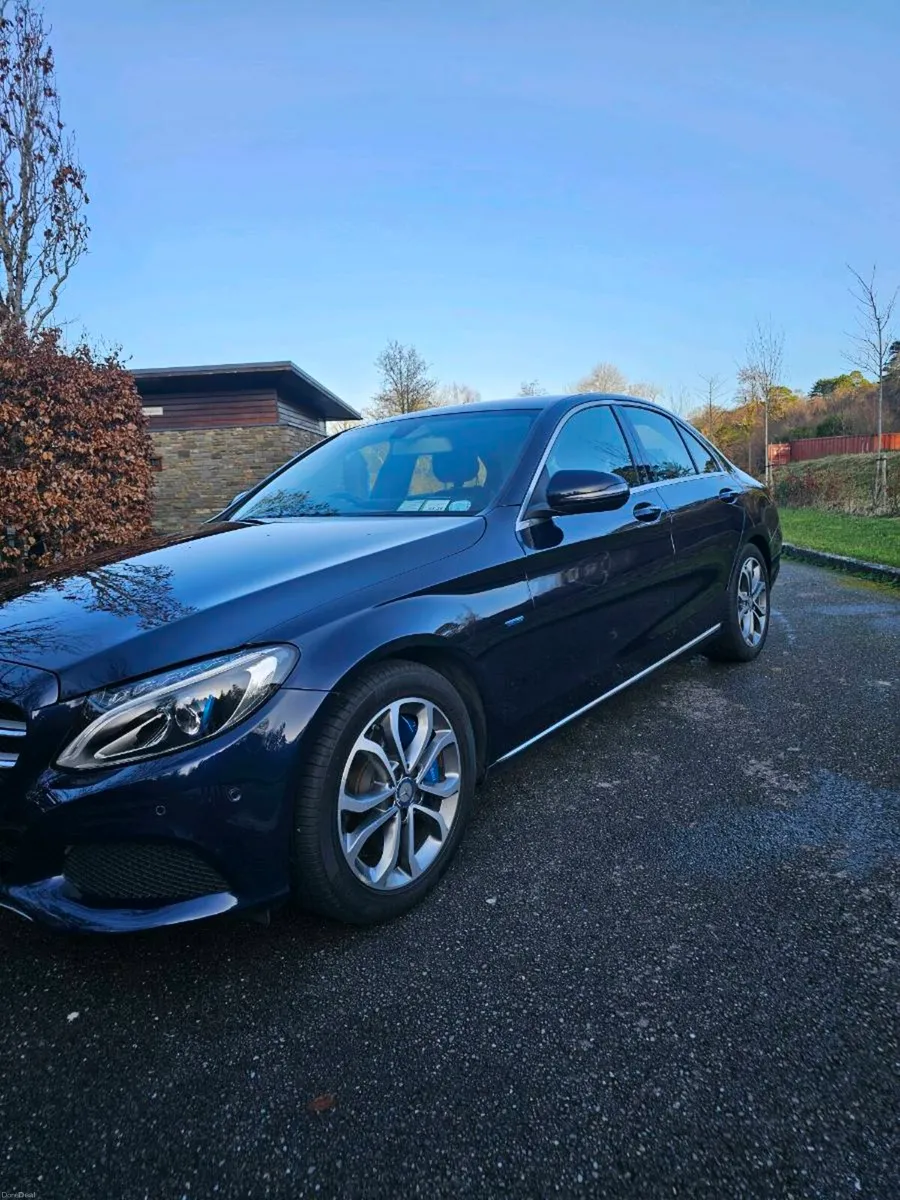 Mercedes Benz C350e - Image 4