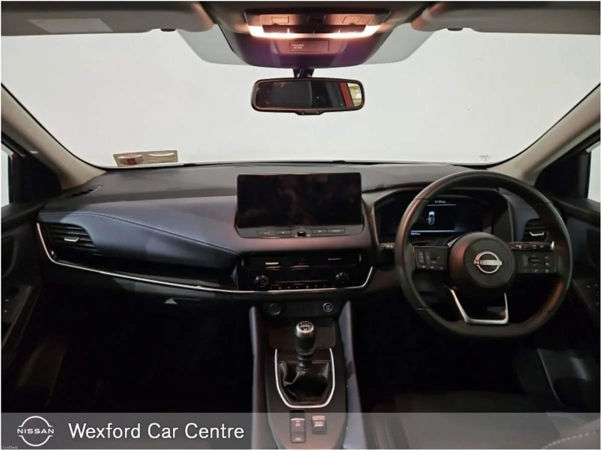 Nissan Qashqai 1.3 SV PREMIUM GR RR - Image 4