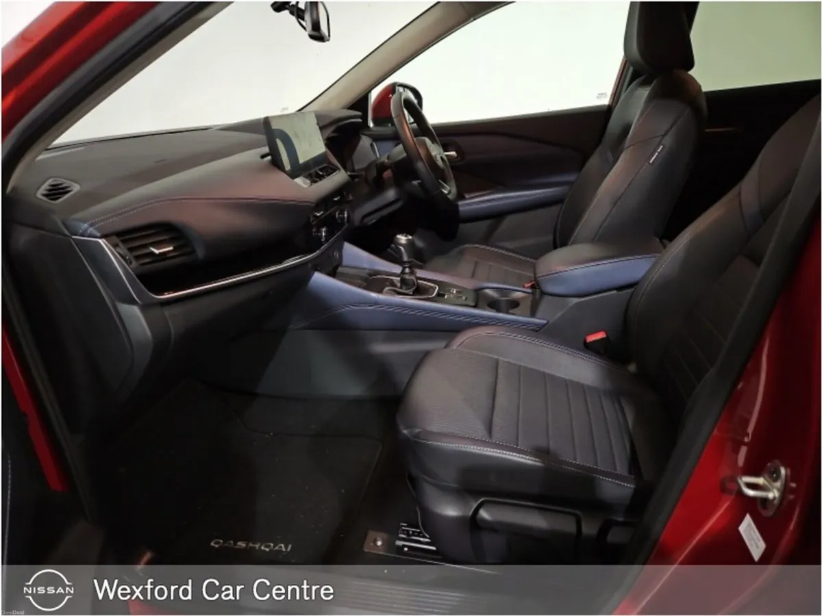 Nissan Qashqai 1.3 SV PREMIUM GR RR - Image 6