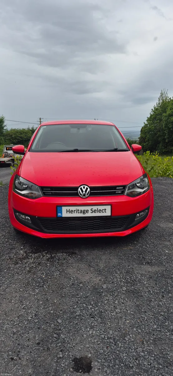 VOLKSWAGEN POLO AUTOMATIC 2013 LOW MILLAGE - Image 2