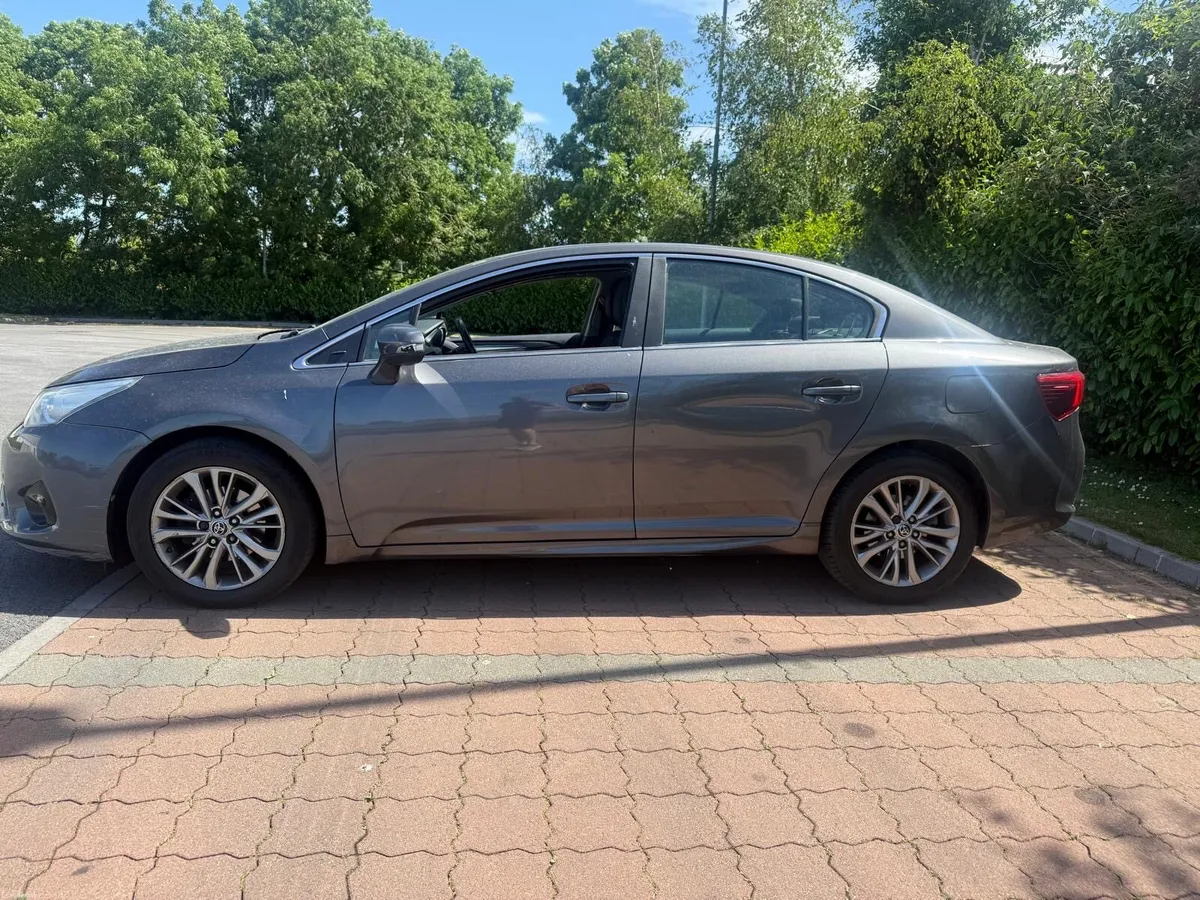 Toyota Avensis business edition Low Kms NCT 05/27 - Image 6