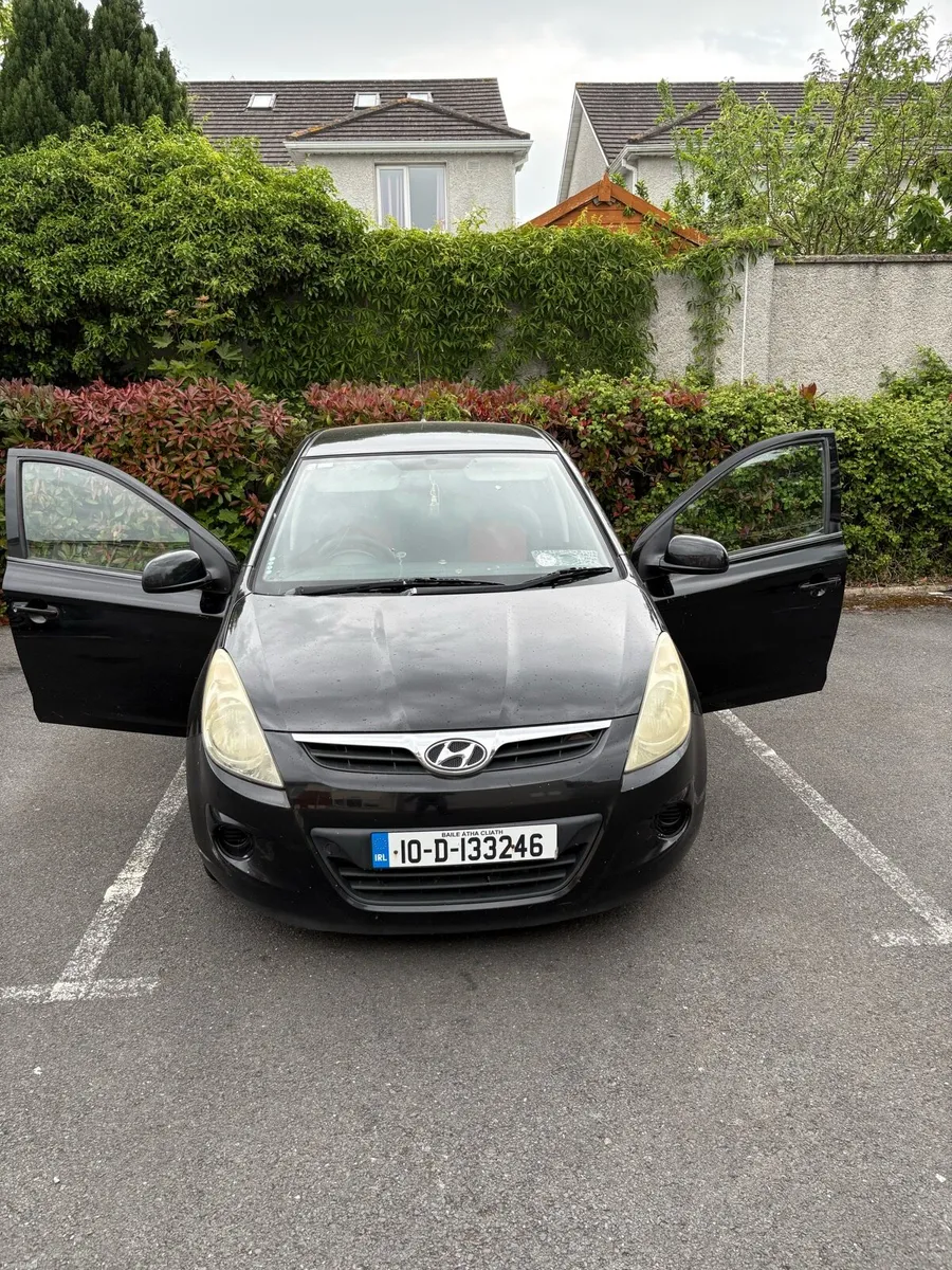Car - Image 2