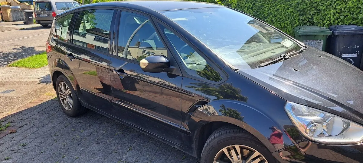 Ford S-Max 2012 - Image 2