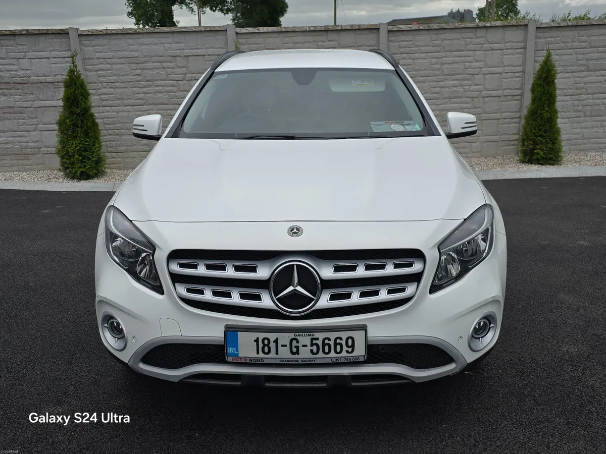 181 Mercedes GLA Automatic 2.1 Diesel - Image 3