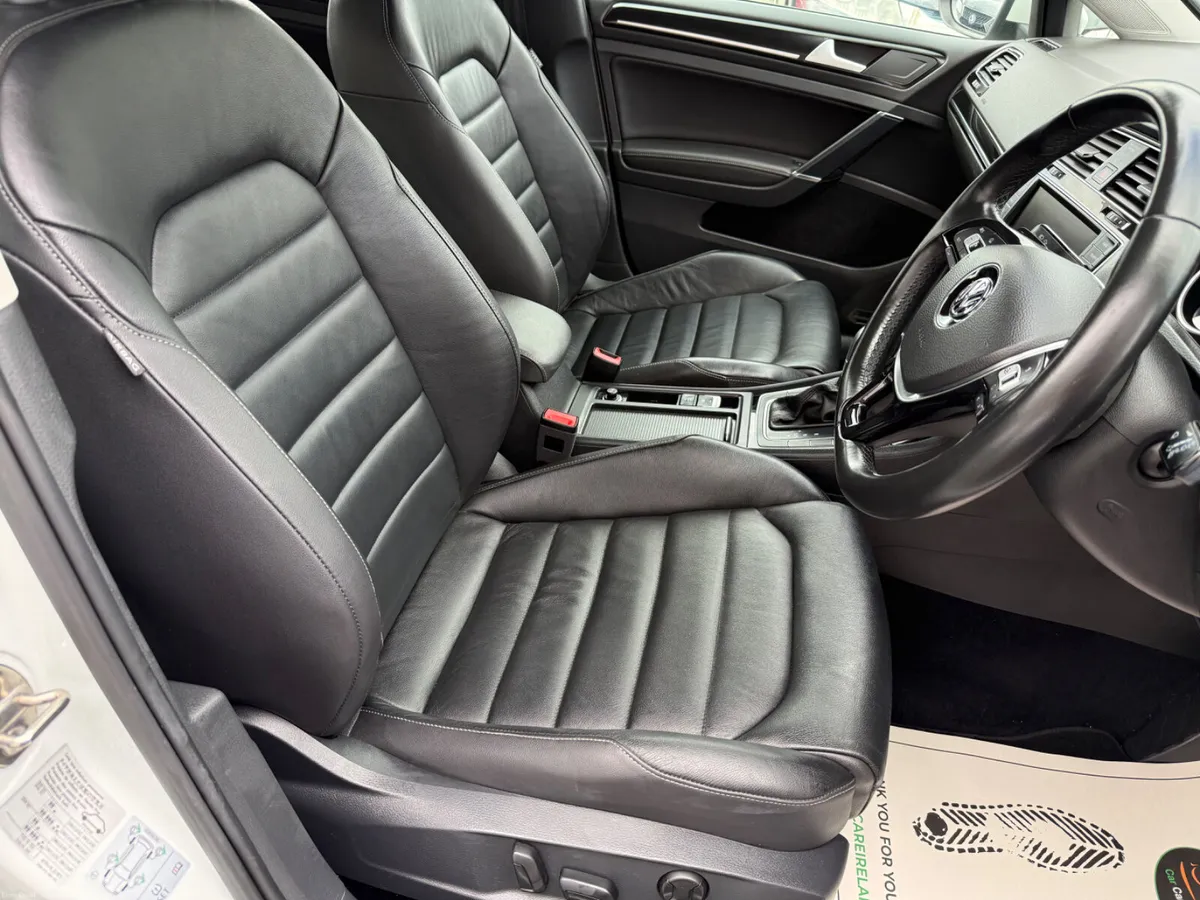 2015 Volkswagon Golf 1.4 Petrol Automatic Leather - Image 4