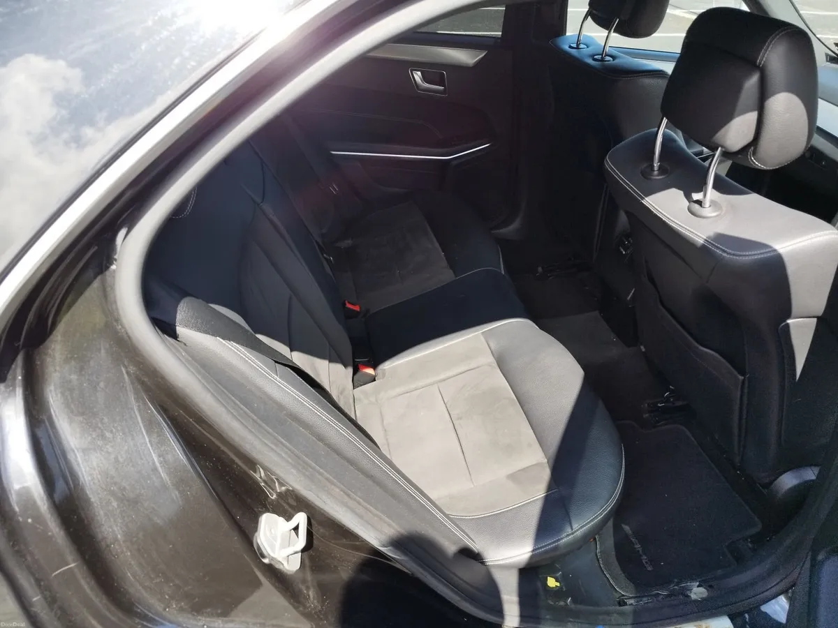 Mercedes-Benz E-Class 2014 - Image 2