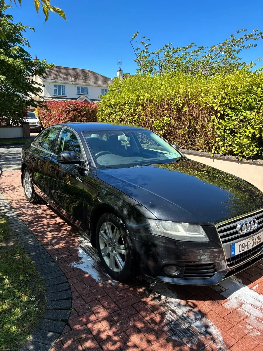 Audi A4 B8 - Image 2