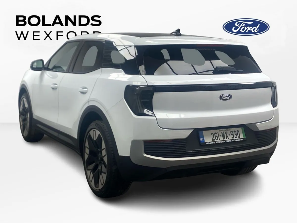 Ford Explorer Premium 77kWh Extended Range RWD - Image 3