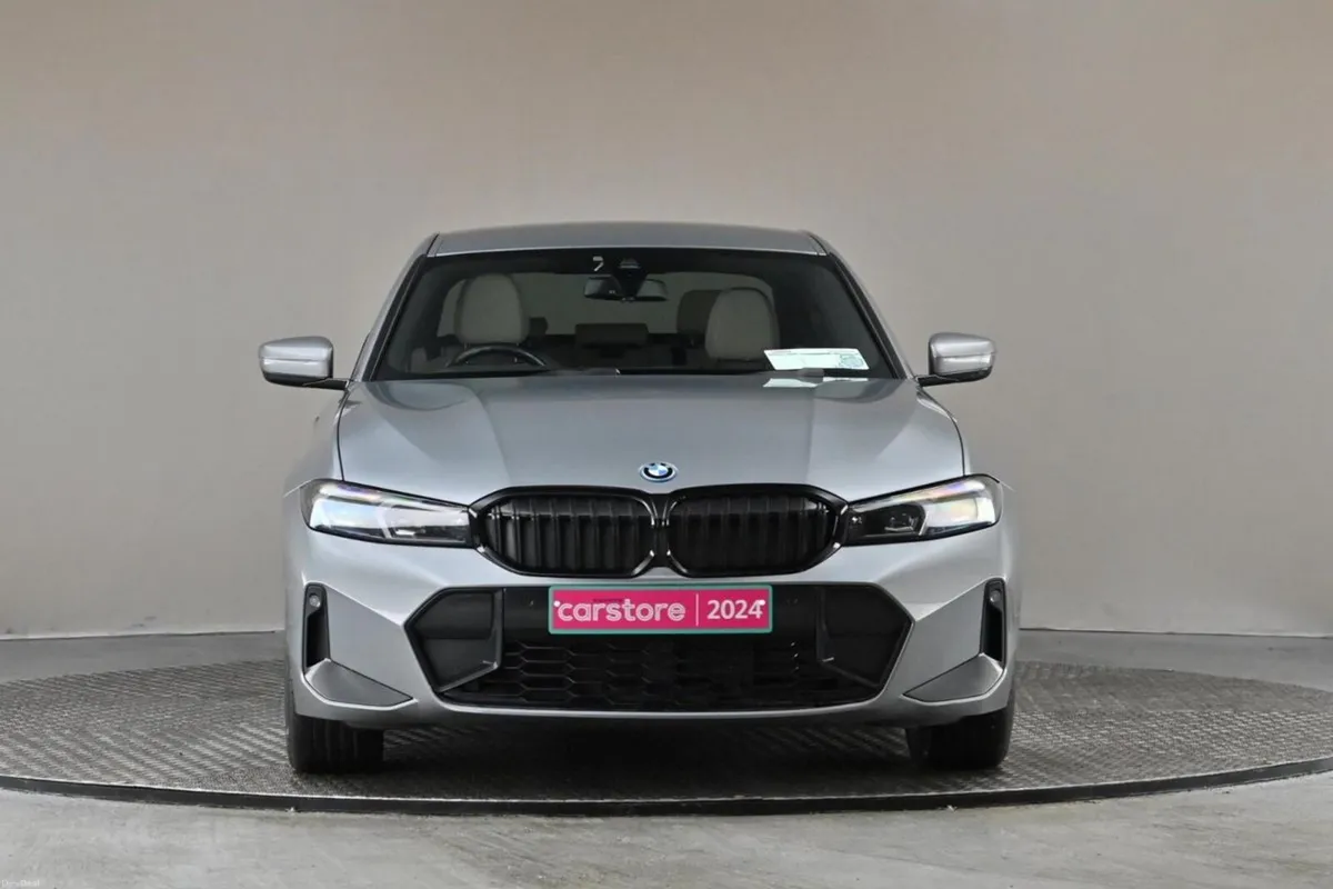 BMW 3-Series 330E M SPORT S3MI **HUP**BEIGE LEATHE - Image 2
