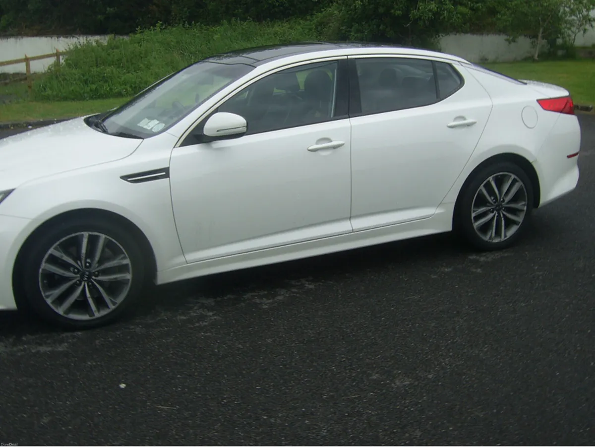 Kia Optima PLATINUM 4DR - Image 3