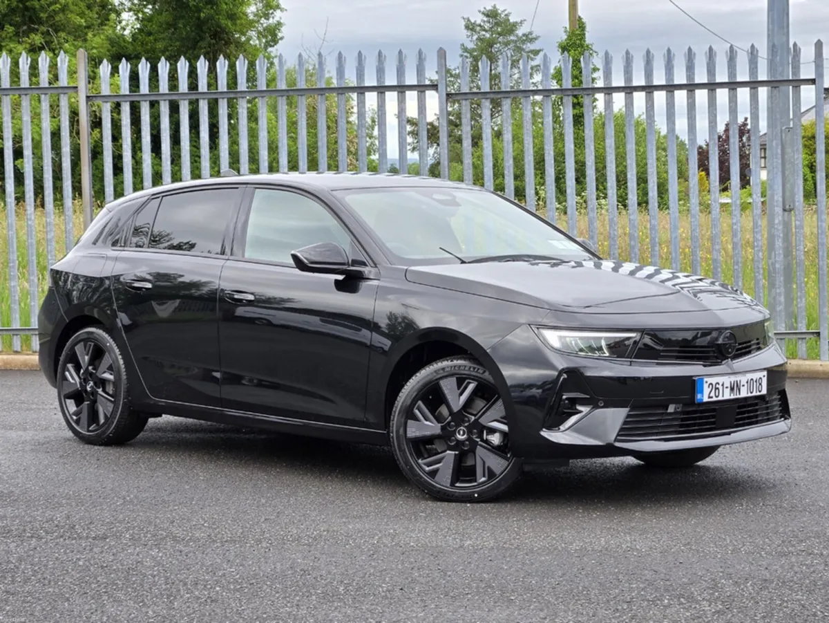 Opel Astra GE FULLY ELECTRIC 156BHP 54KWH **TOP SP - Image 3
