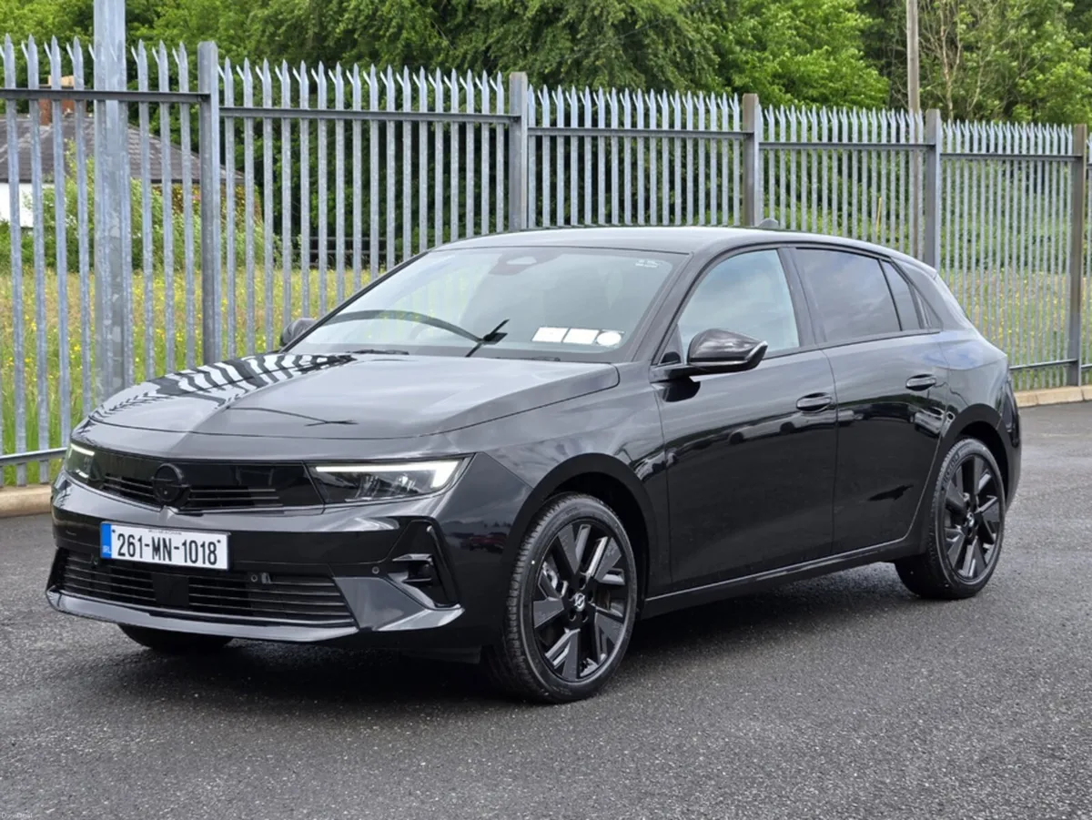 Opel Astra GS ELECTRIC 156HP 54KWH **TOP SPEC** - Image 6