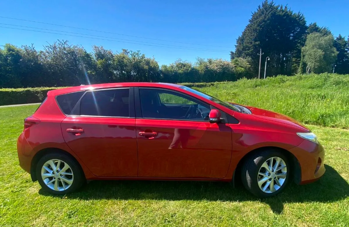 2013 Toyota Auris D4D Sport - Image 1