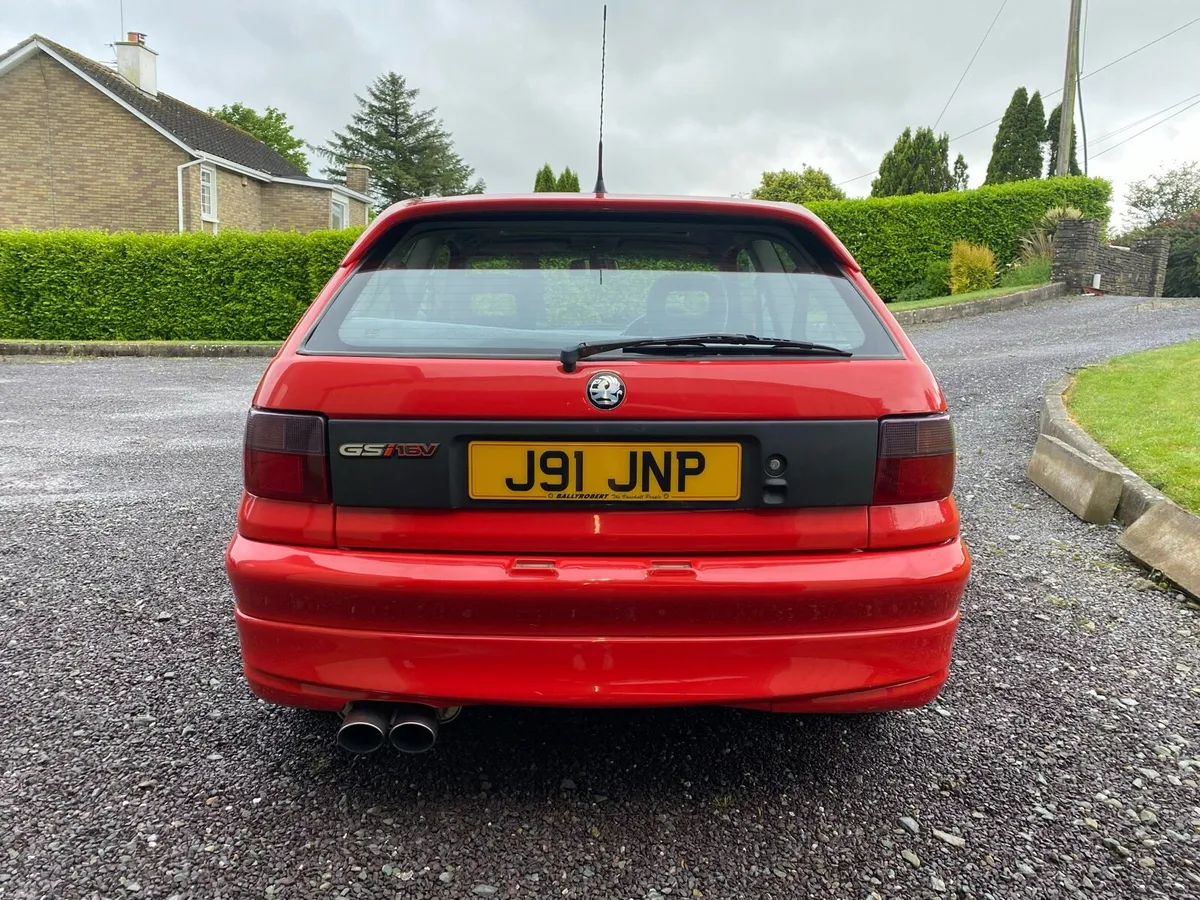 Vauxhall Astra GSI - Image 4