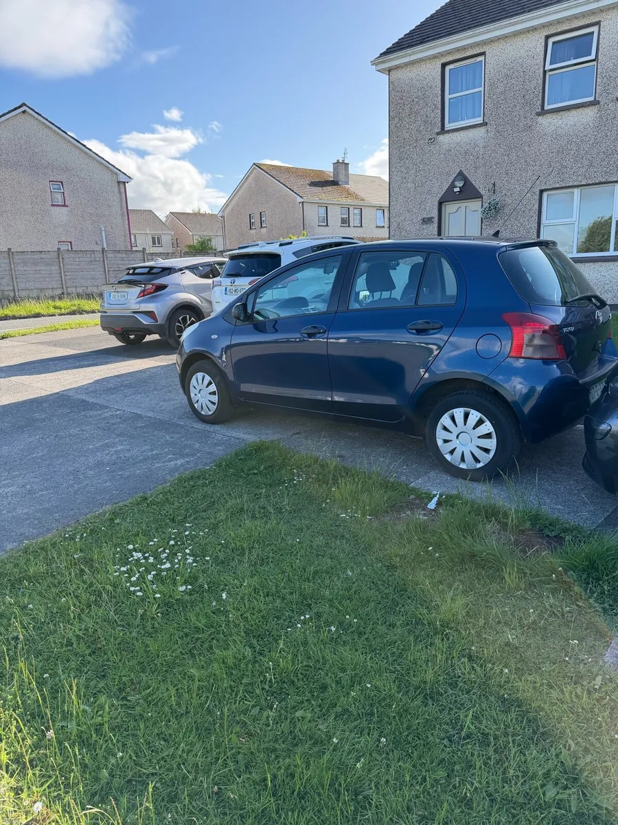 Toyota Yaris 2007 - Image 3