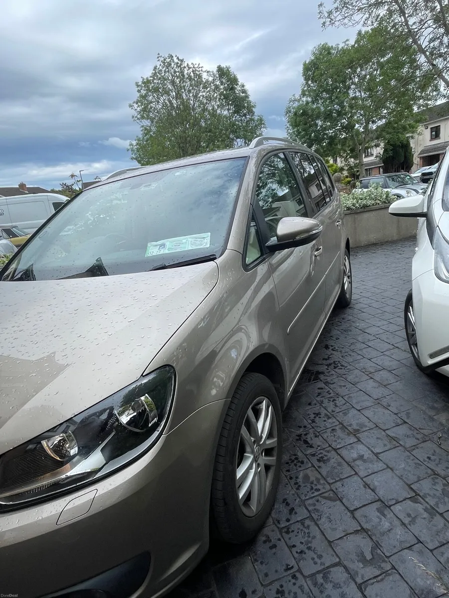 Volkswagen Touran 2012 - Image 3