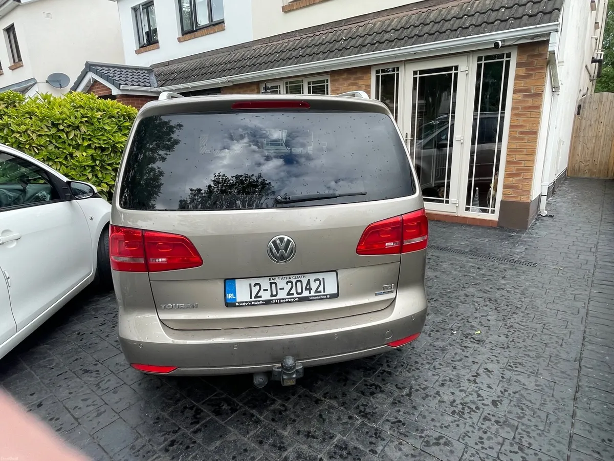 Volkswagen Touran 2012 - Image 4