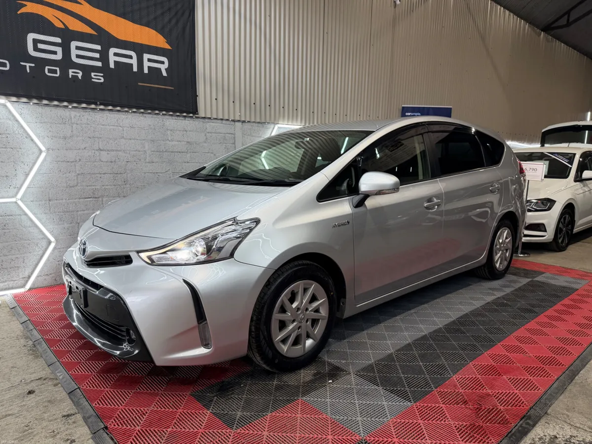 2015 Toyota Prius Alpha - 7 seat Petrol Hybrid - Image 2
