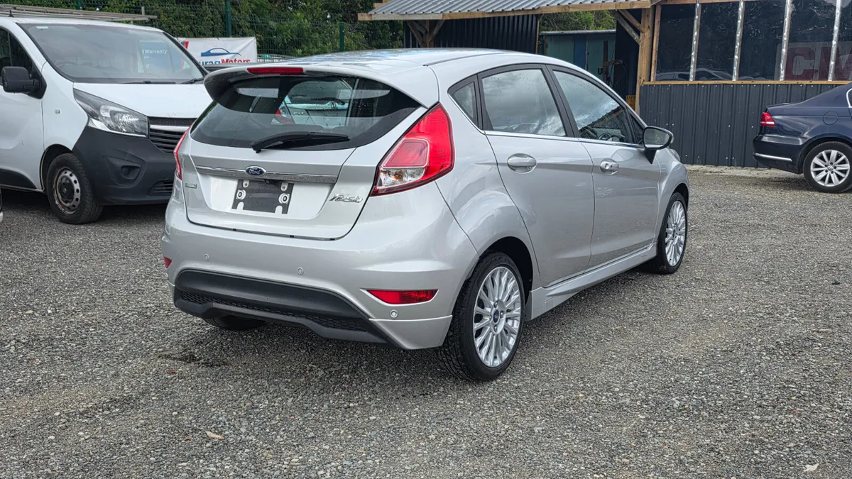 2016 Ford Fiesta 1.0L  Auto *High Spec* - Image 6
