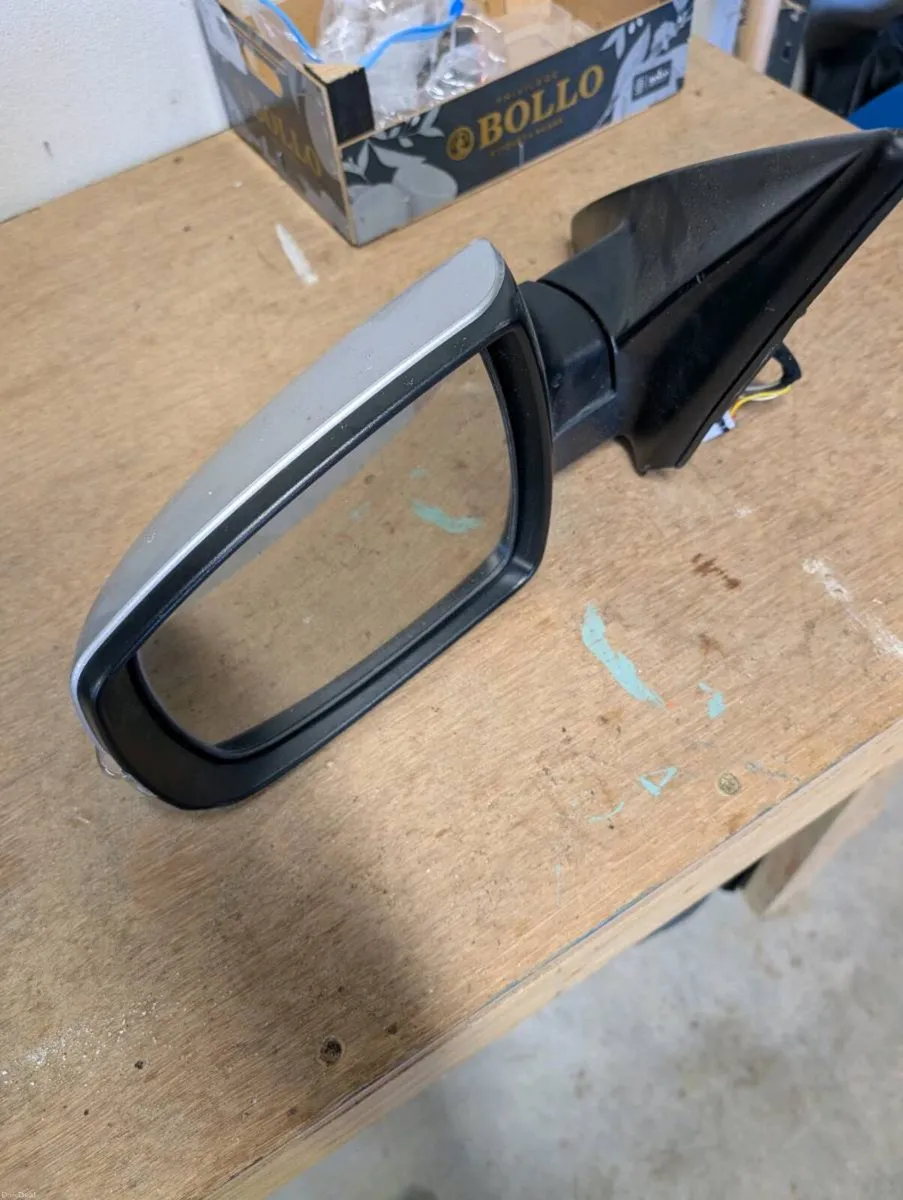 Kia Sorento wing mirror - Image 2