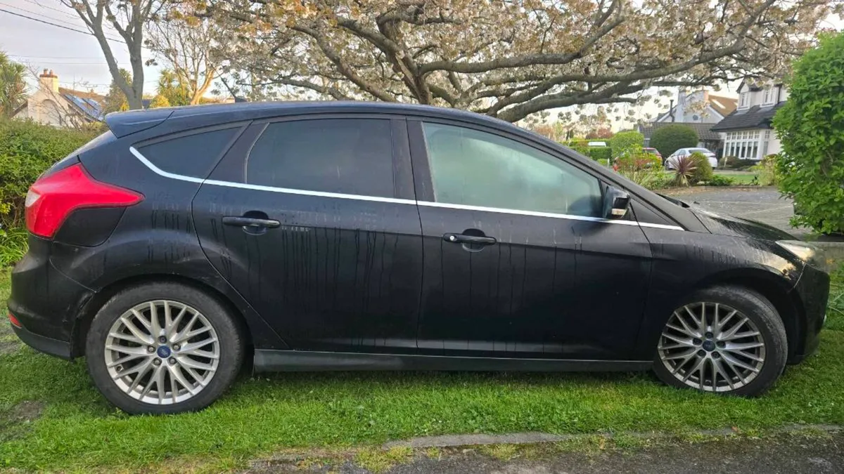 Ford Focus 2011 - Image 4