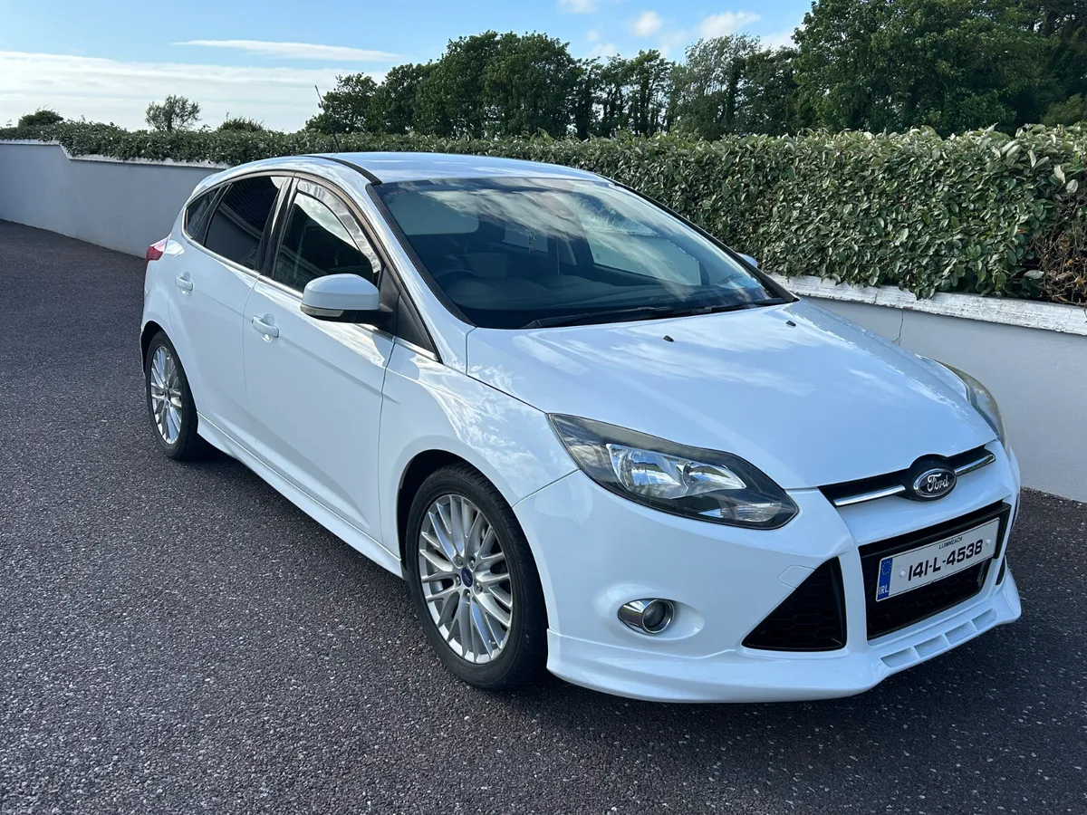 Ford Focus 2014 - Image 1