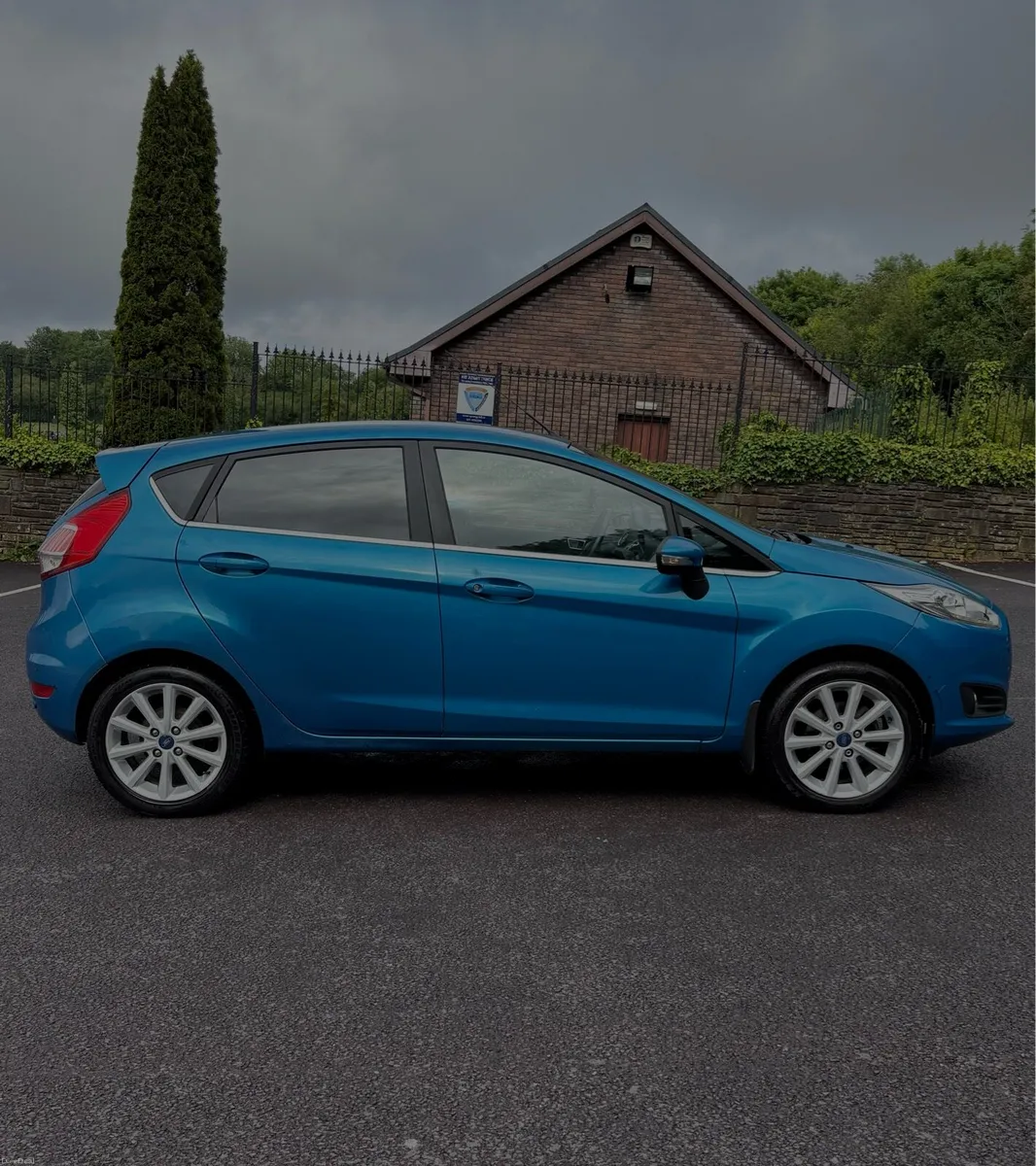 Ford Fiesta - Image 4