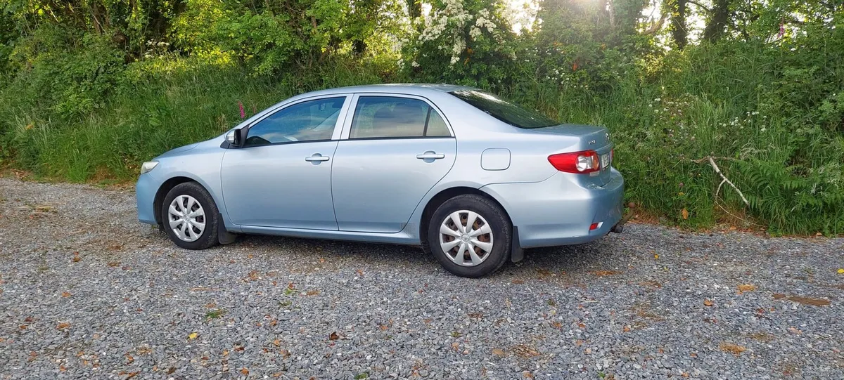 2011 Toyota Corolla - Image 4
