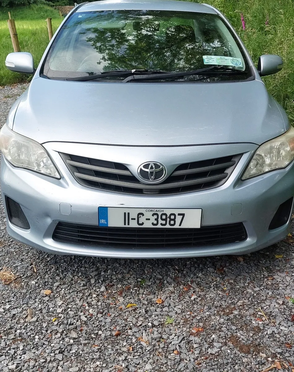 2011 Toyota Corolla - Image 2